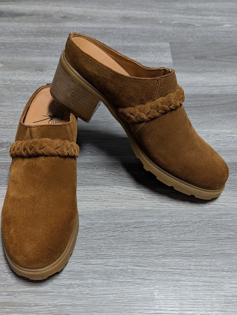 OTBT Suede Clogs Size 7.5 Chunky Heel Mules